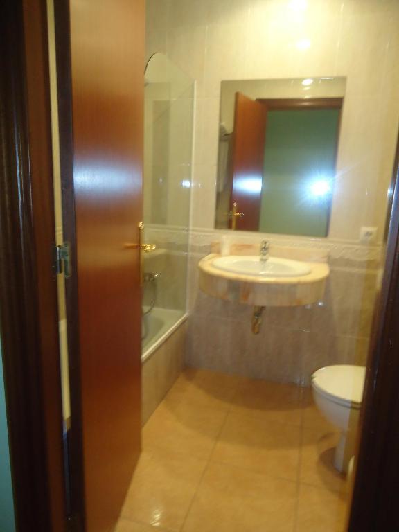 Hotel Restaurant Casa Miquel Alcarraz Room photo